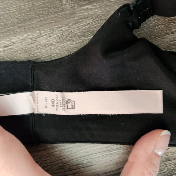 Body By Victoria Secret Bra Plus - 44D - Picture 7 of 9